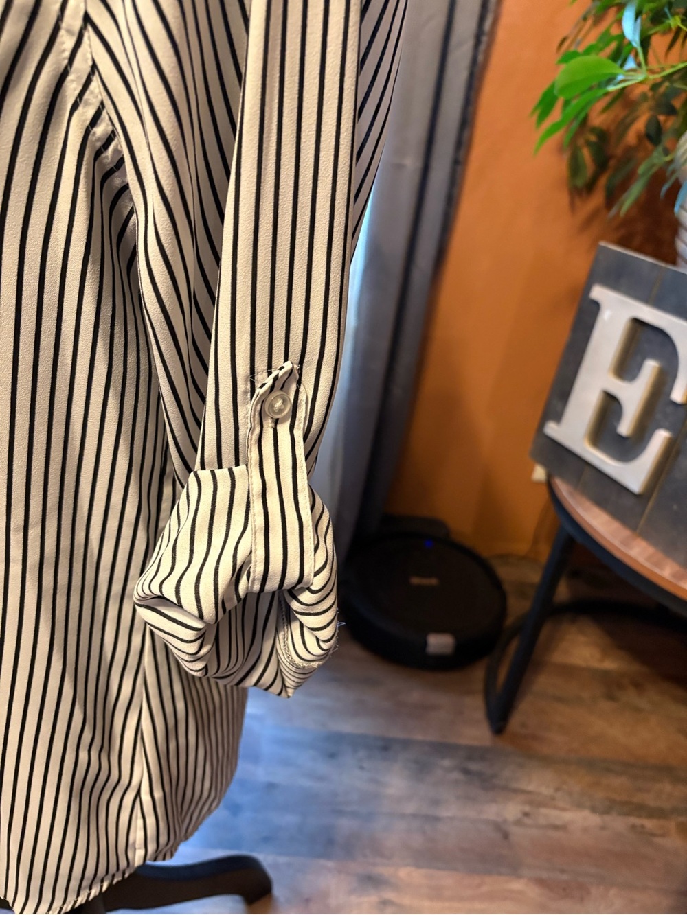 Express Black & White Striped Button-Down Blouse - Picture 5 of 12